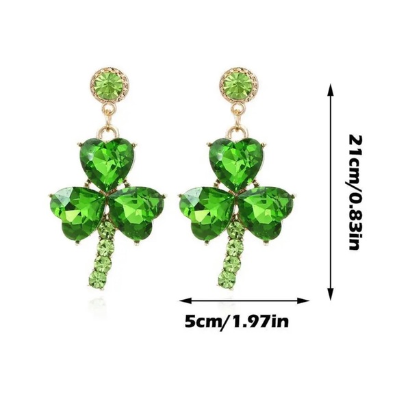 NEW Claire's St Patrick's Day 4 Leaf Clover Shamrock Post Back Pierced Earrings - Picture 4 of 4